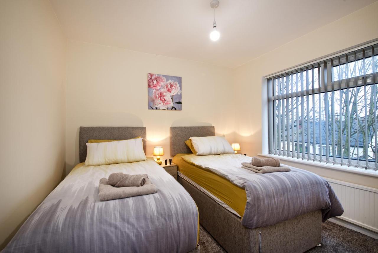 Beautiful Cozy Home With Free Parking Mánchester Exterior foto