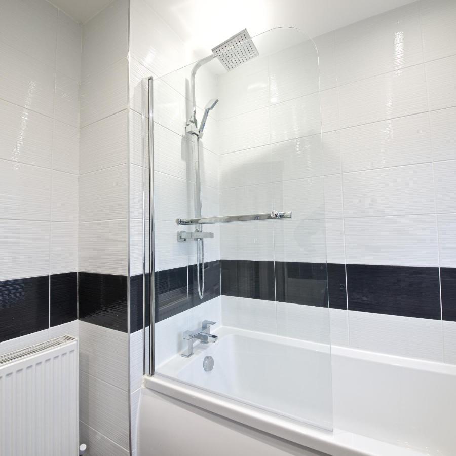 Beautiful Cozy Home With Free Parking Mánchester Exterior foto
